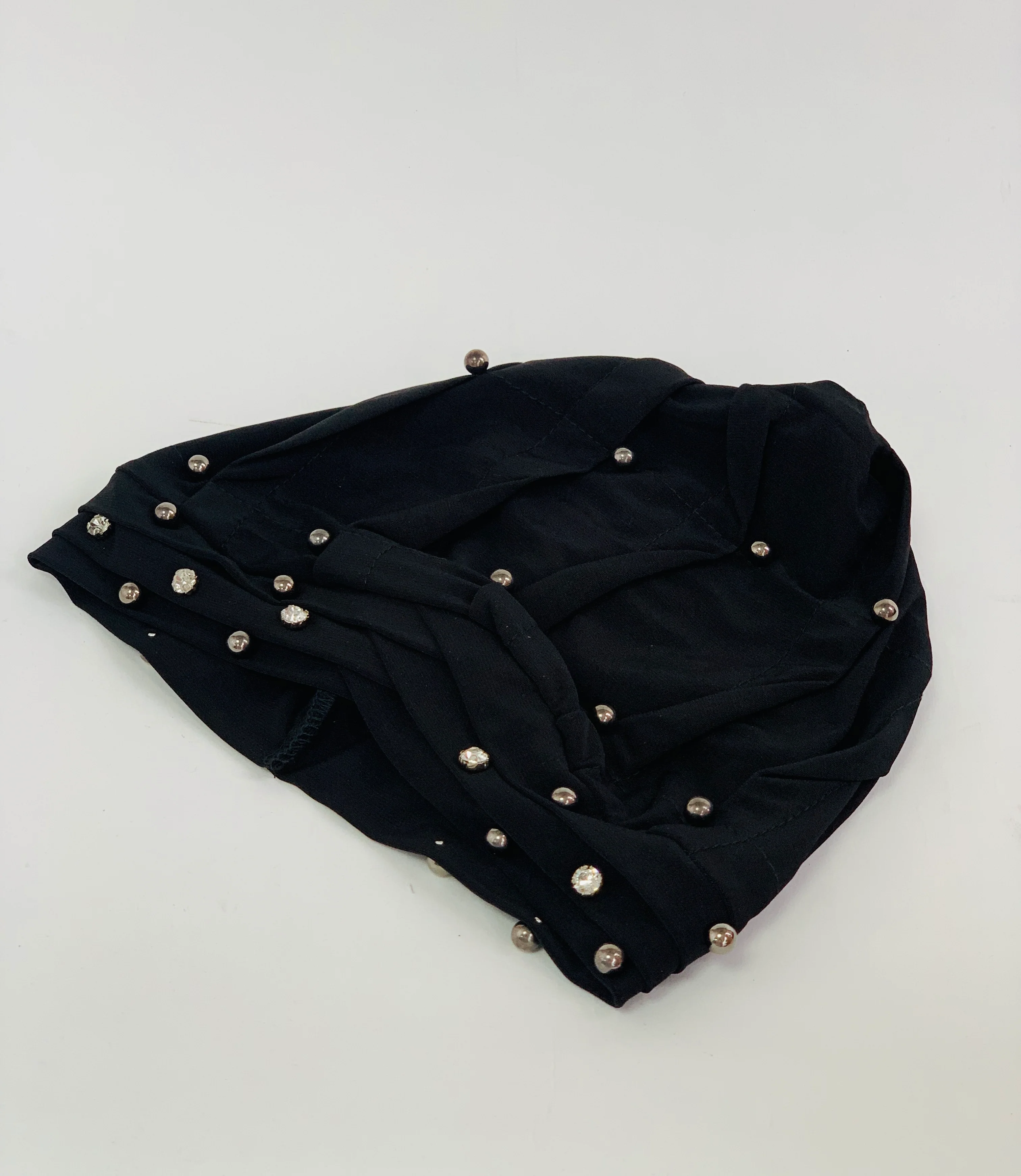 Beaded Pearly Turban - Image 12