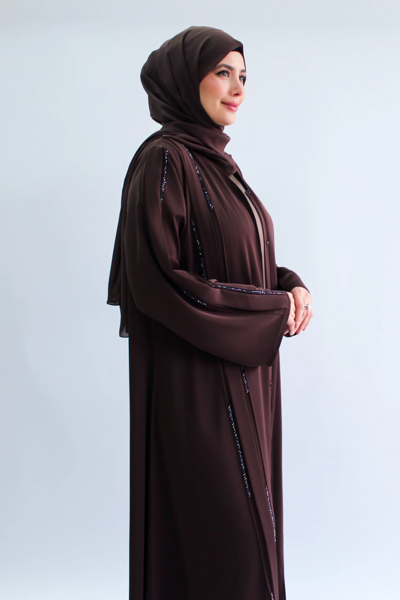 Brown Open Abaya – Luxury Crystal Embellished Design - Image 3