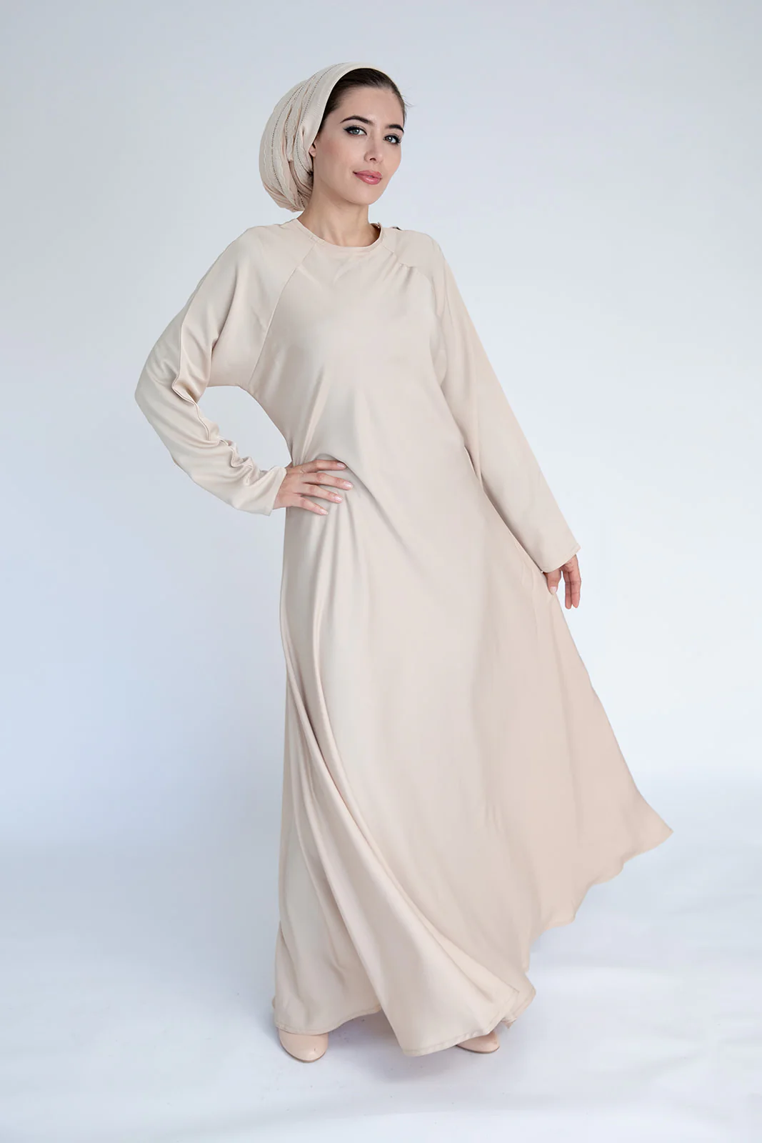 Cream Closed Abaya – Plain Umbrella Cut Design - Image 2