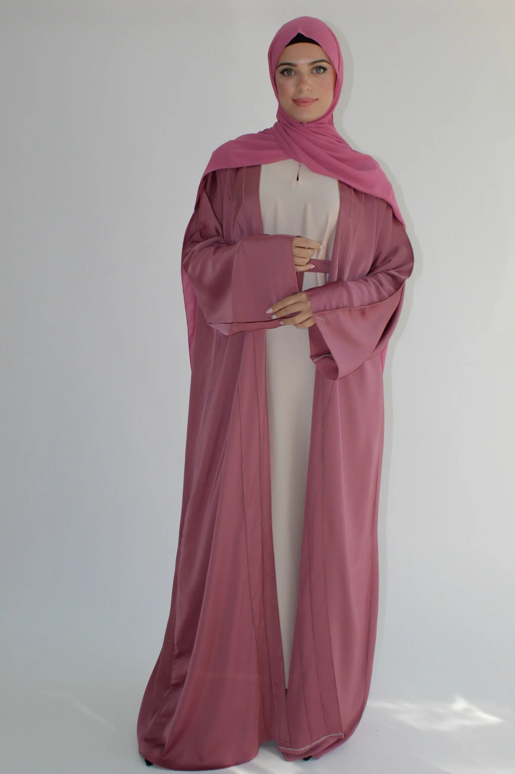 Dusty Rose Open Abaya – Ripple Satin Lined Design with Belt
