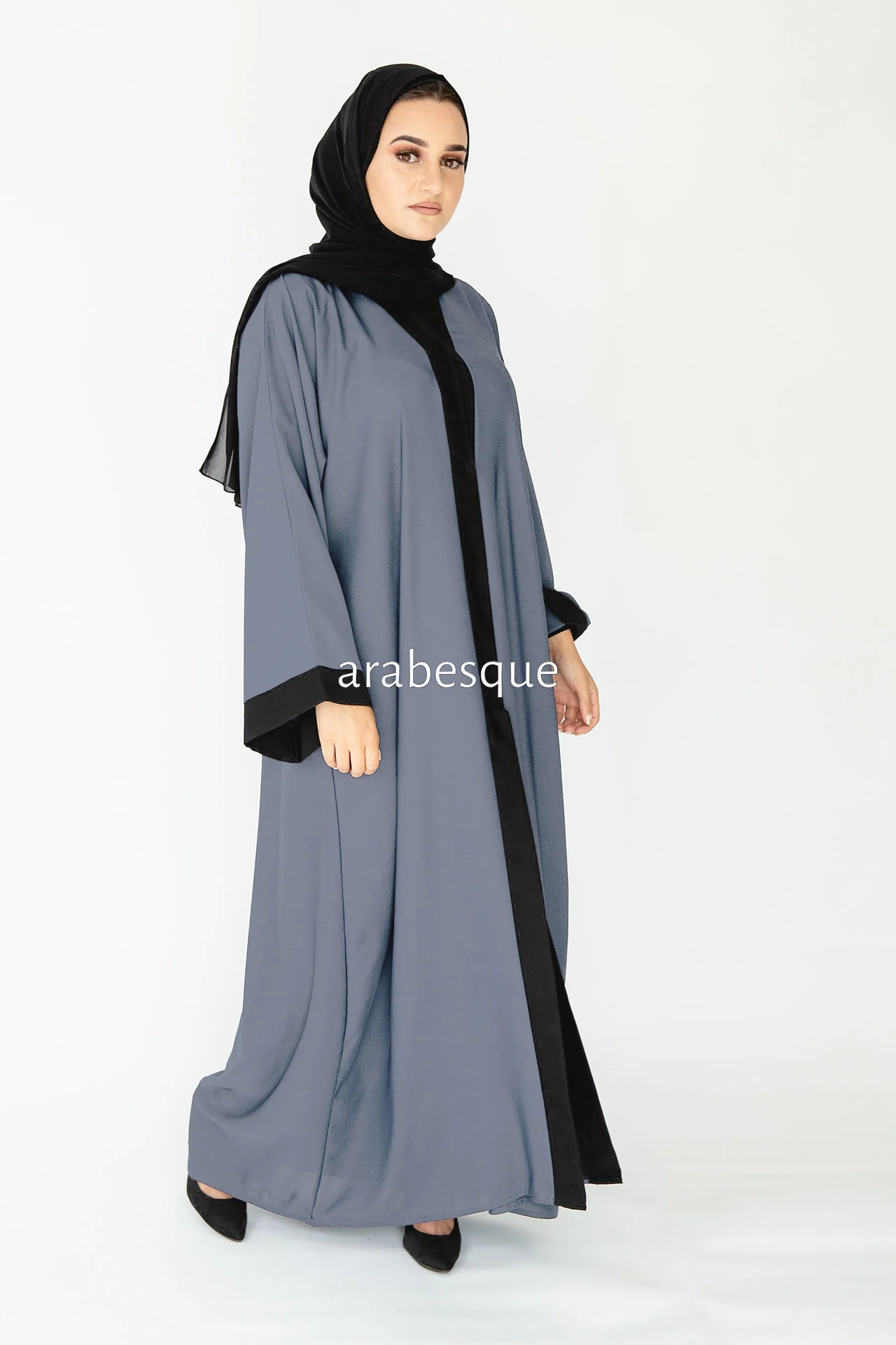 Grey Open Abaya – Premium Plain Nidha Design with Black Border - Image 5