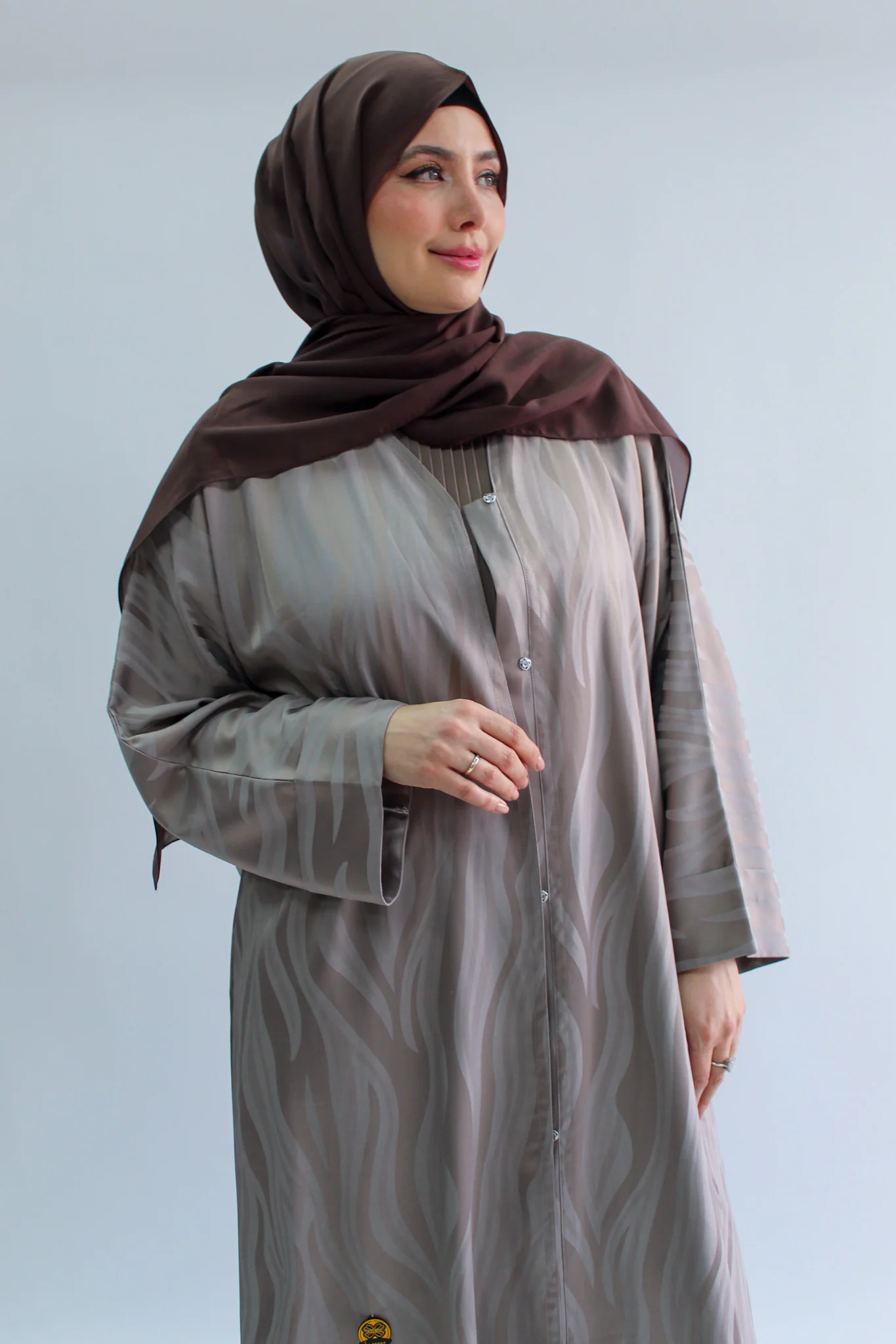 Nude Open Abaya – Wave Jacquard Pattern - Image 3