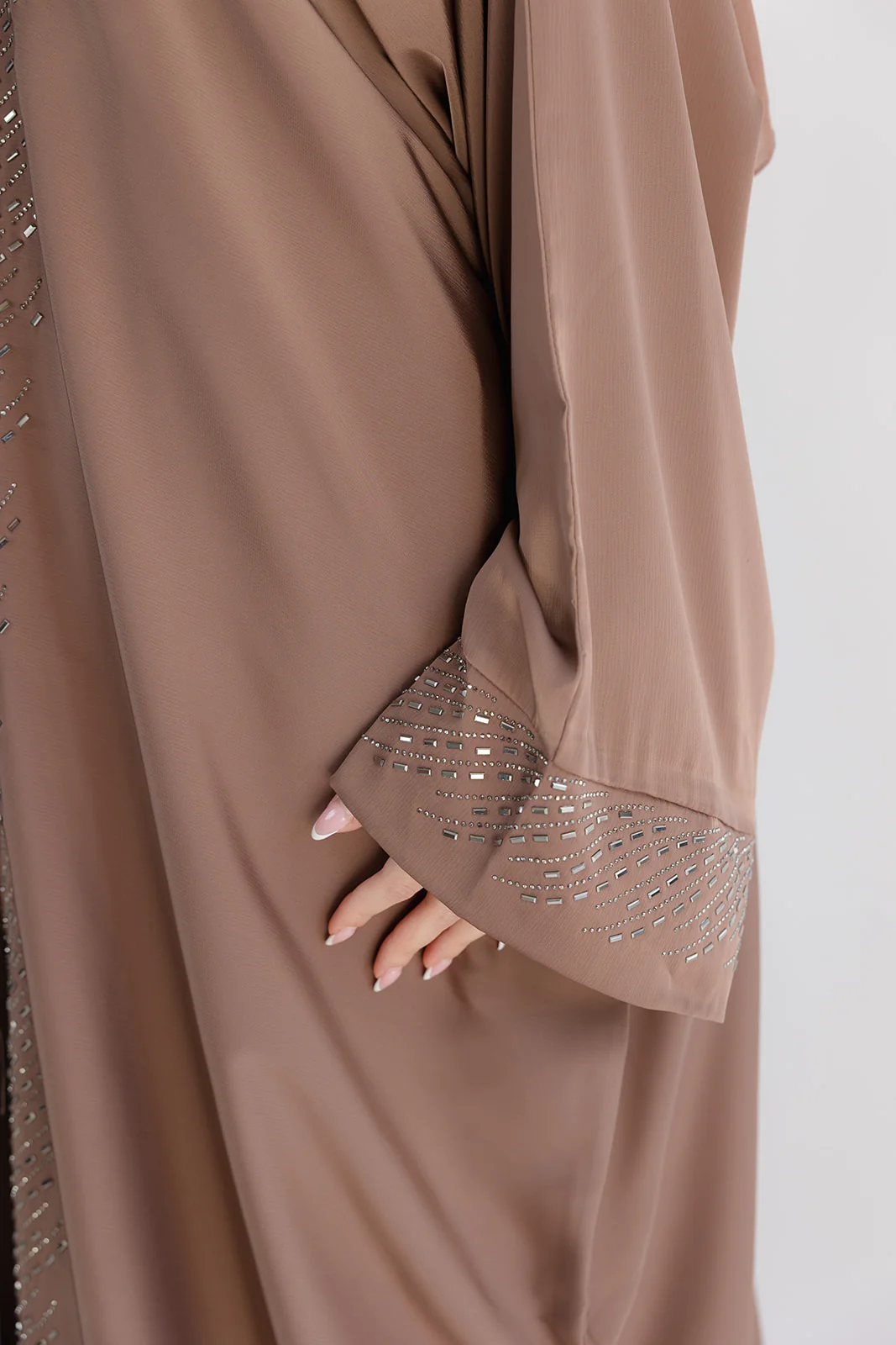 Pastel Brown Open Abaya – Embellished Batwing Design with Luxury Border Detailing - Image 3