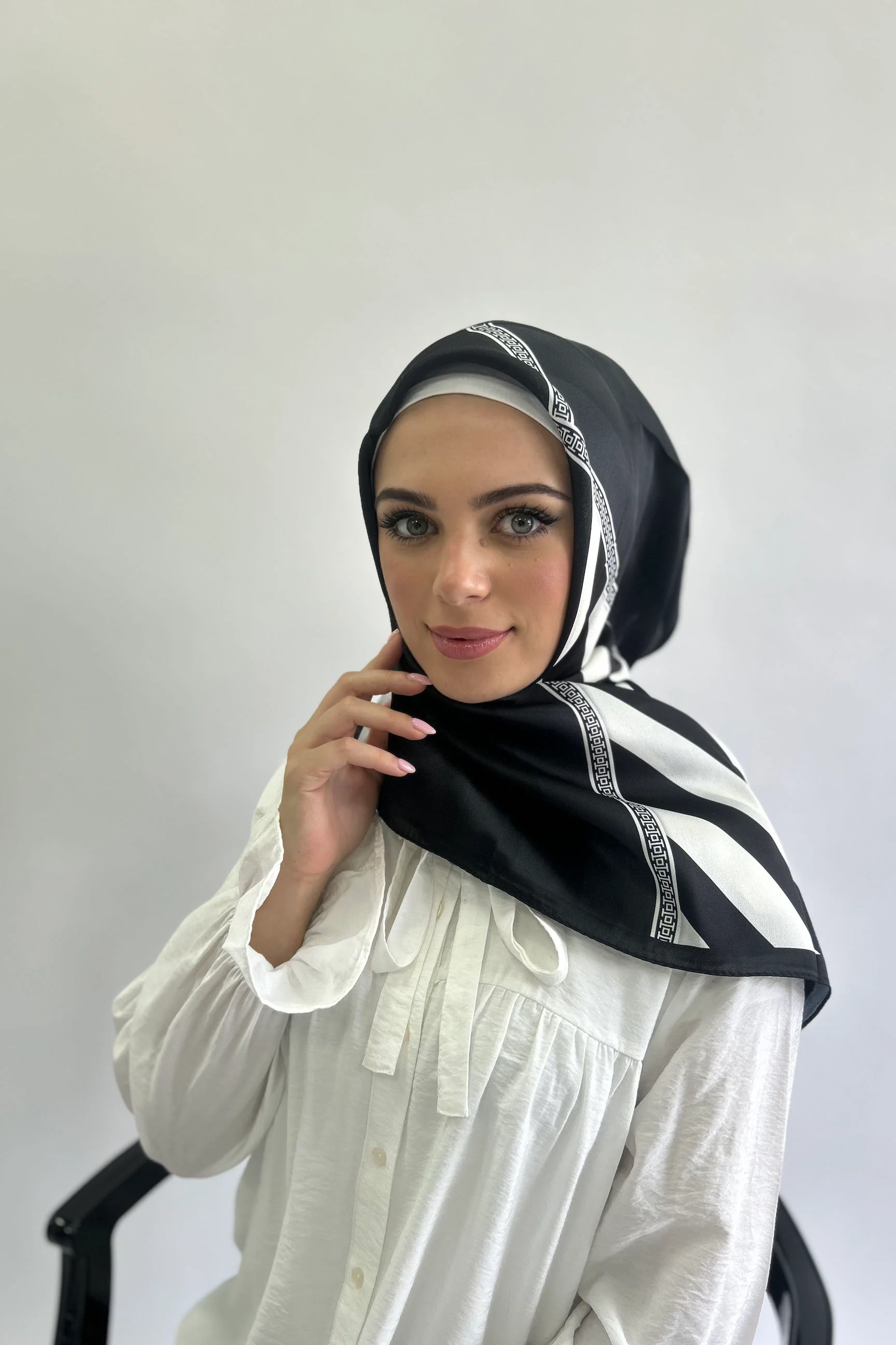 Premium 100cm Square Burden Silky Pattern Hijab - Image 9