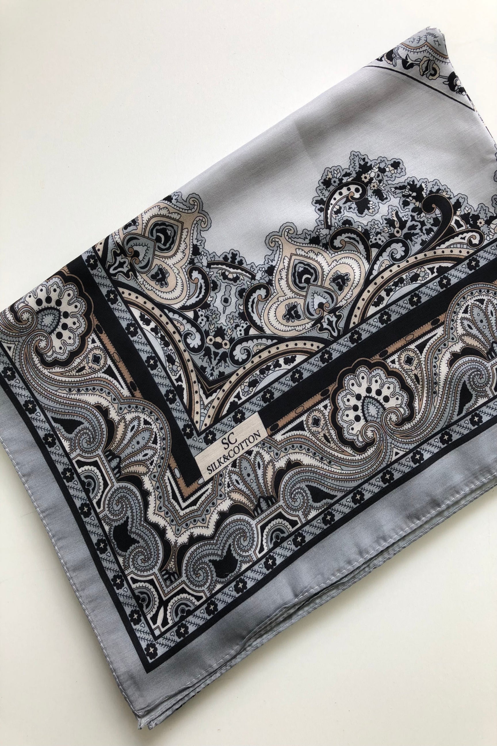 Premium Karaca Medina Bloom Long Hijab - Image 3