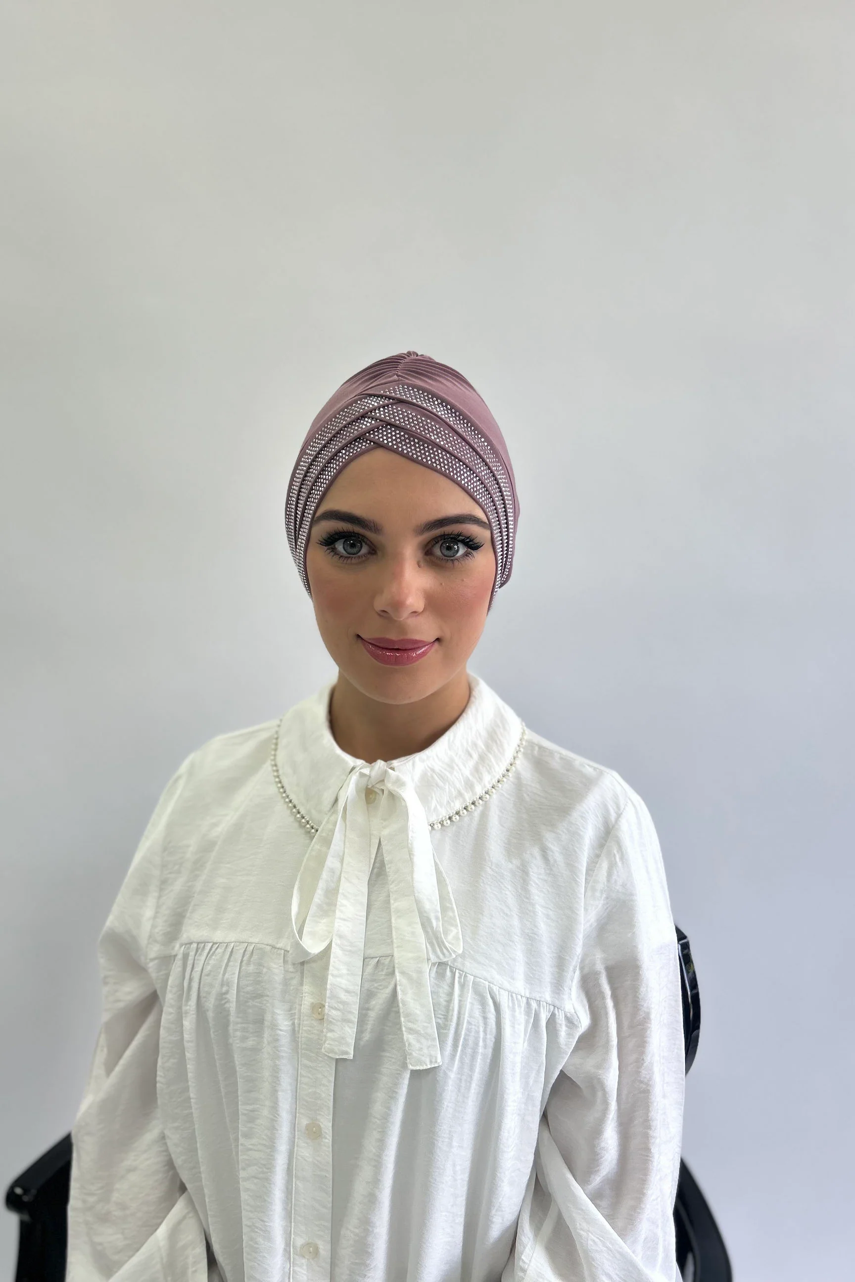 Striped Embellished Turban - Image 3
