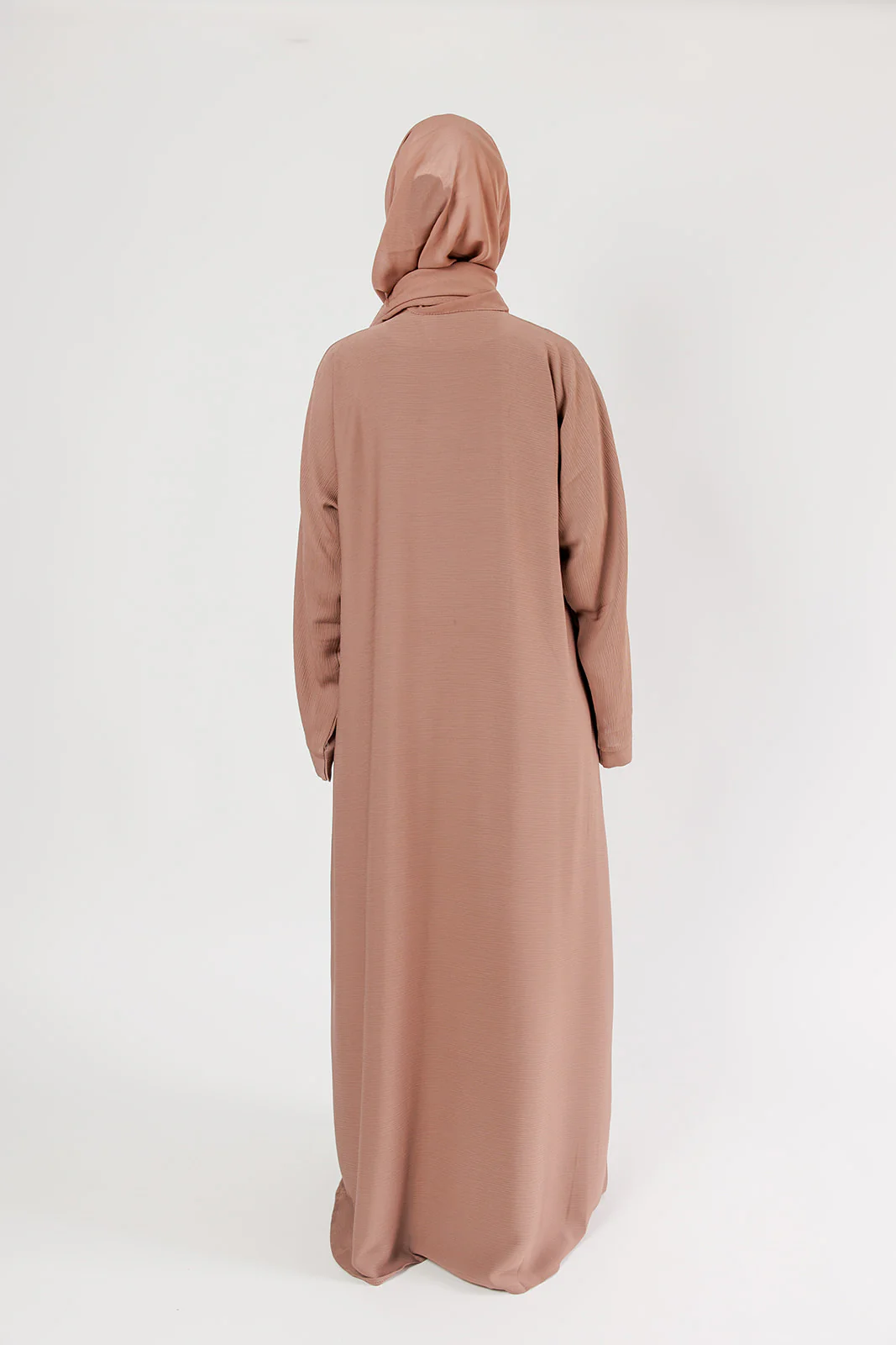 Wood Brown Open Abaya – Plain Design with Textured Finish - Image 5
